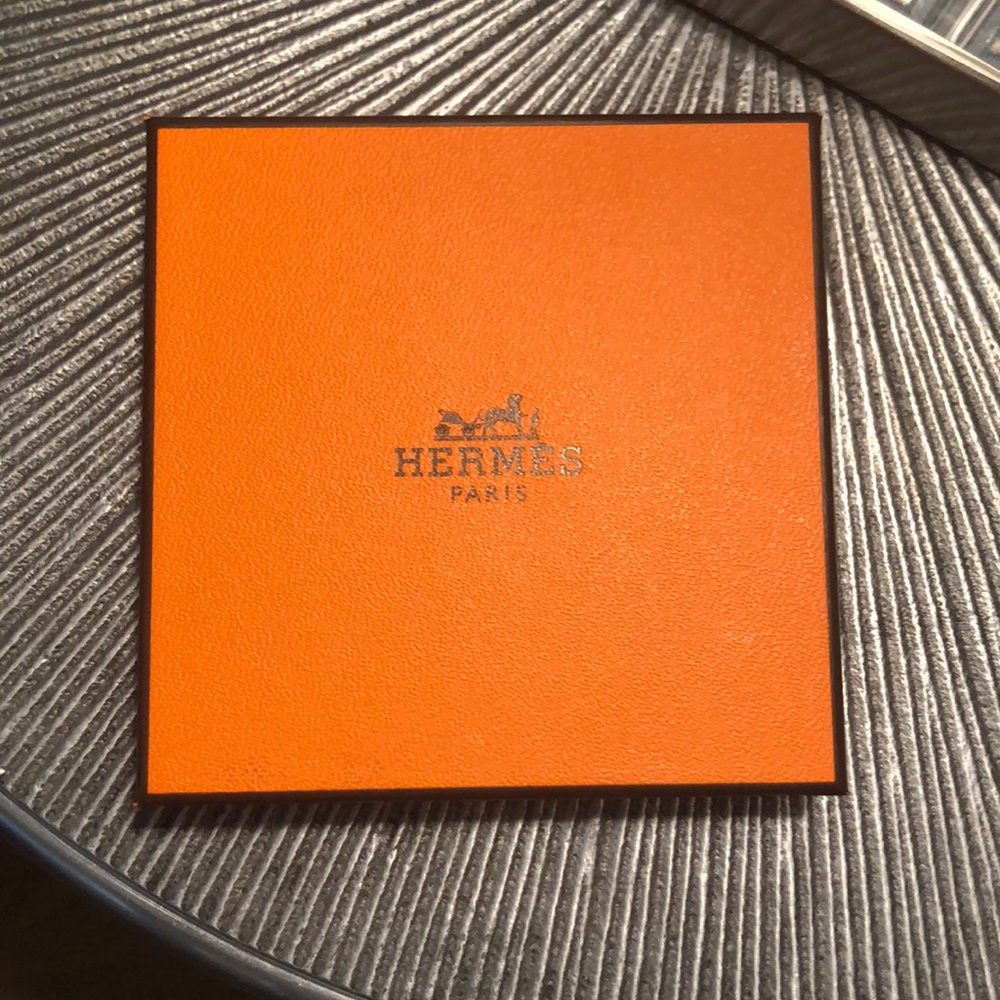 Authentic Hermès bracelet box